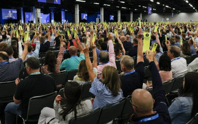 SBC 2022: Messengers adopt 9 resolutions on current issues